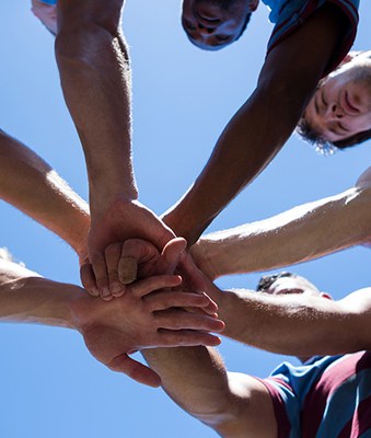 Mannschaftssportarten (Basketball, Volleyball, Handball, Futsal…)